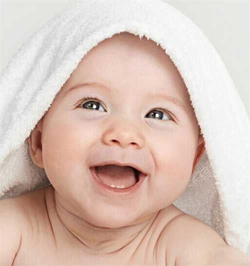 新生宝宝推荐的婴儿奶粉品牌及适合刚出生宝宝的奶粉类型